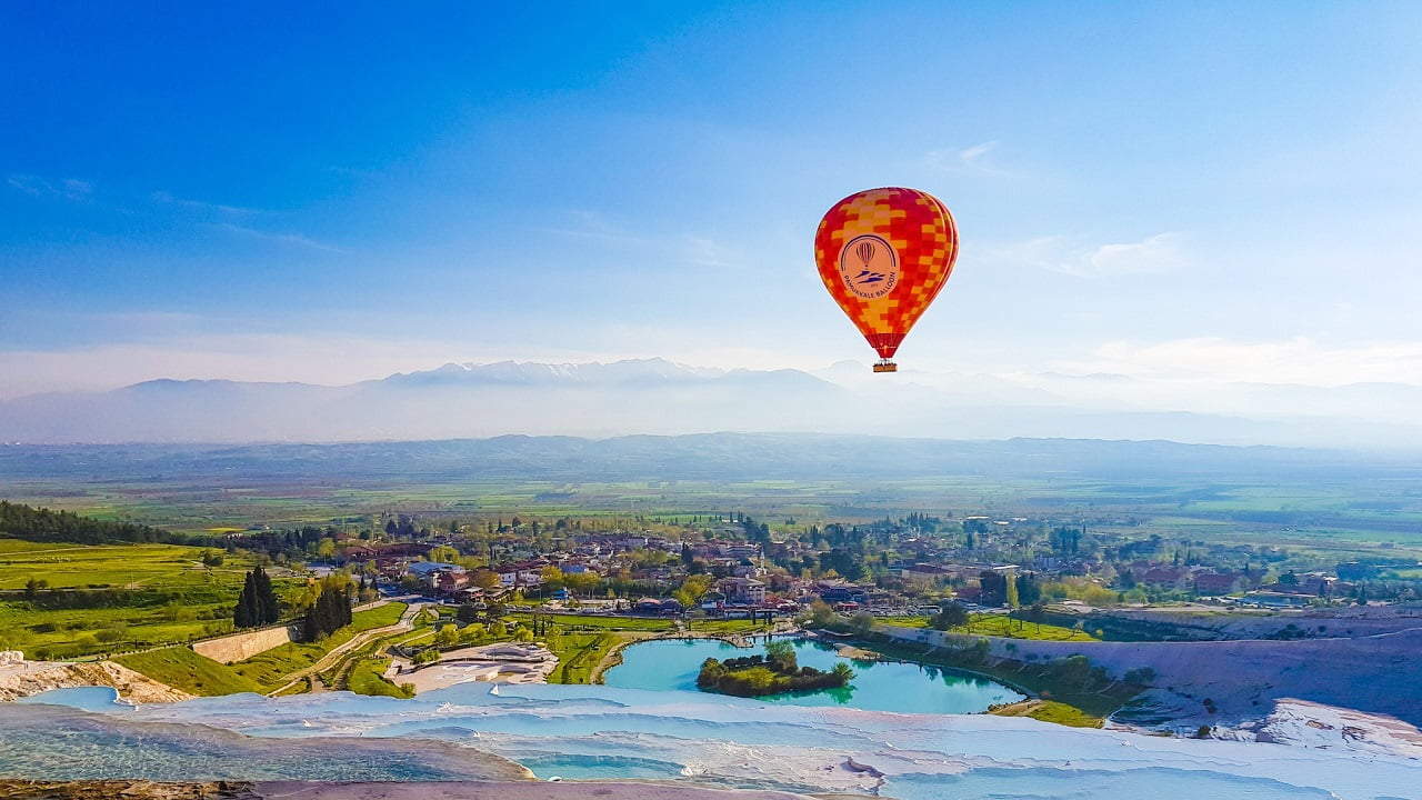 Полет на воздушном шаре в Памуккале из Стамбула лучшие туры
