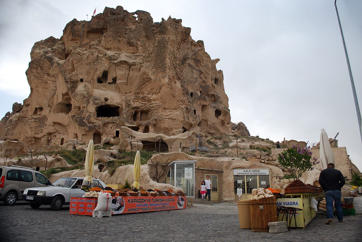 uchisar castle