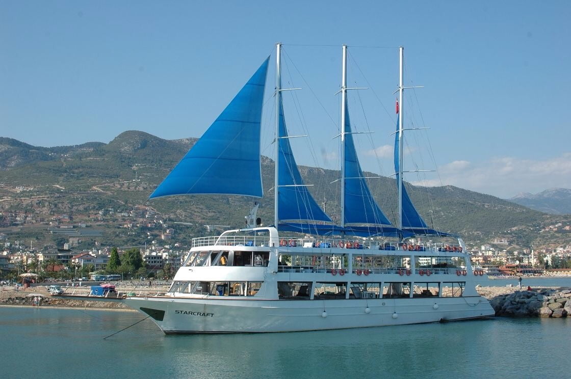 Яхта Старкрафт из Сиде Турция